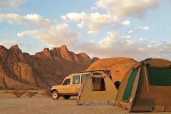 namibia-camping-holiday-campsite-mobile